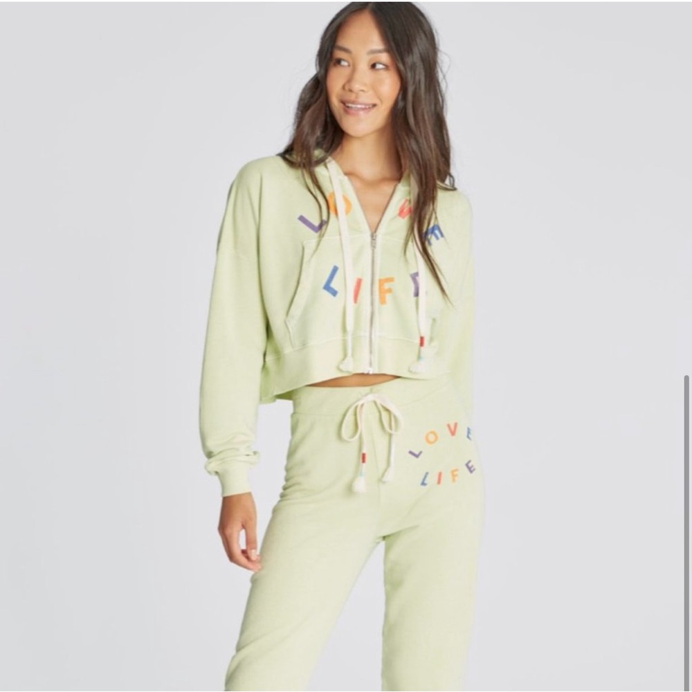 Wildfox SET Light Green Sweatshirt and Sweatpants